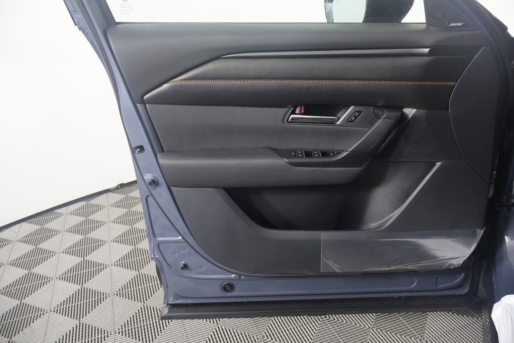 2025 Mazda CX-50 S Premium 7