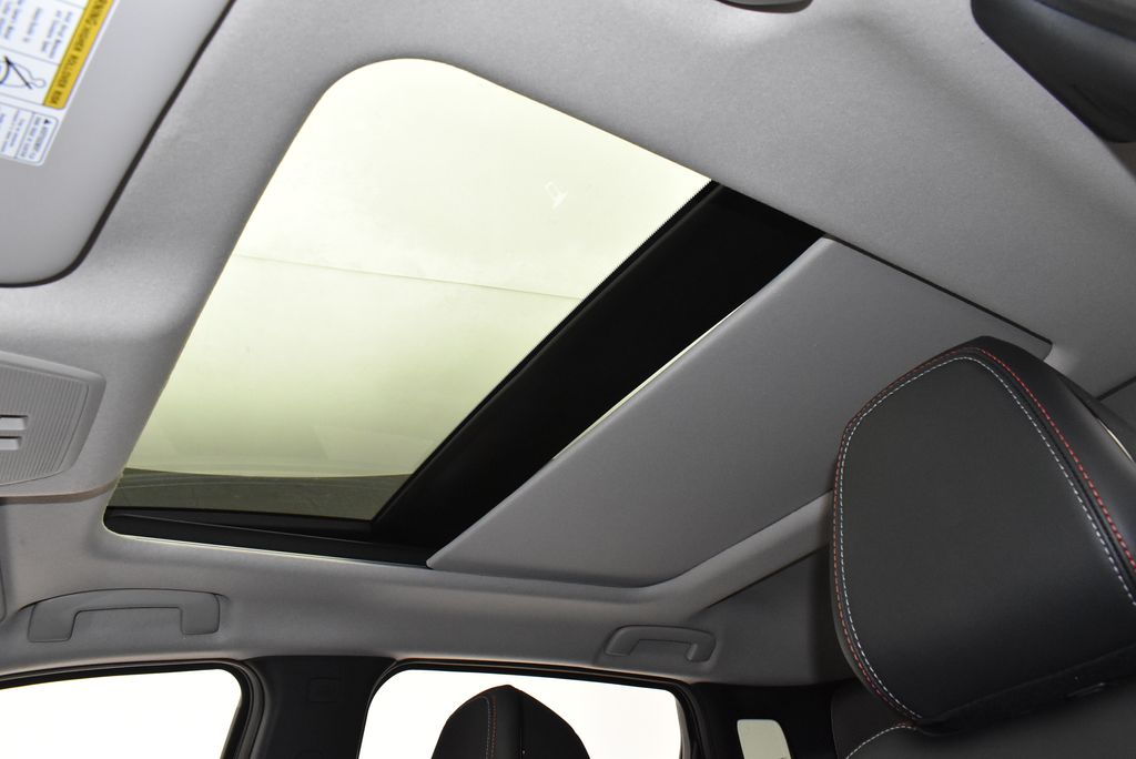 Thumbnail: 2026 Nissan Kicks - 23