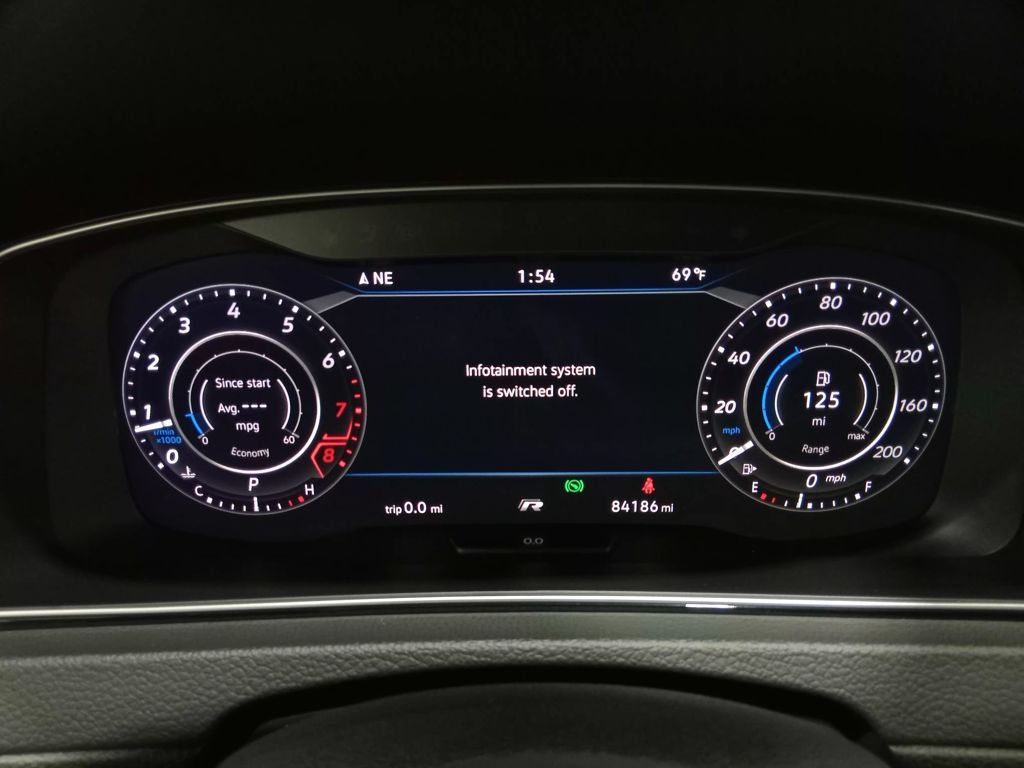 2019 Volkswagen Golf R 2.0T w/DCC & Navigation