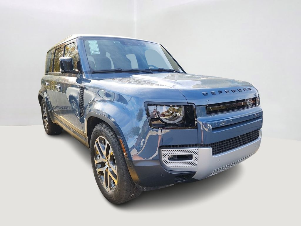 Thumbnail: 2025 Land Rover Defender - 3