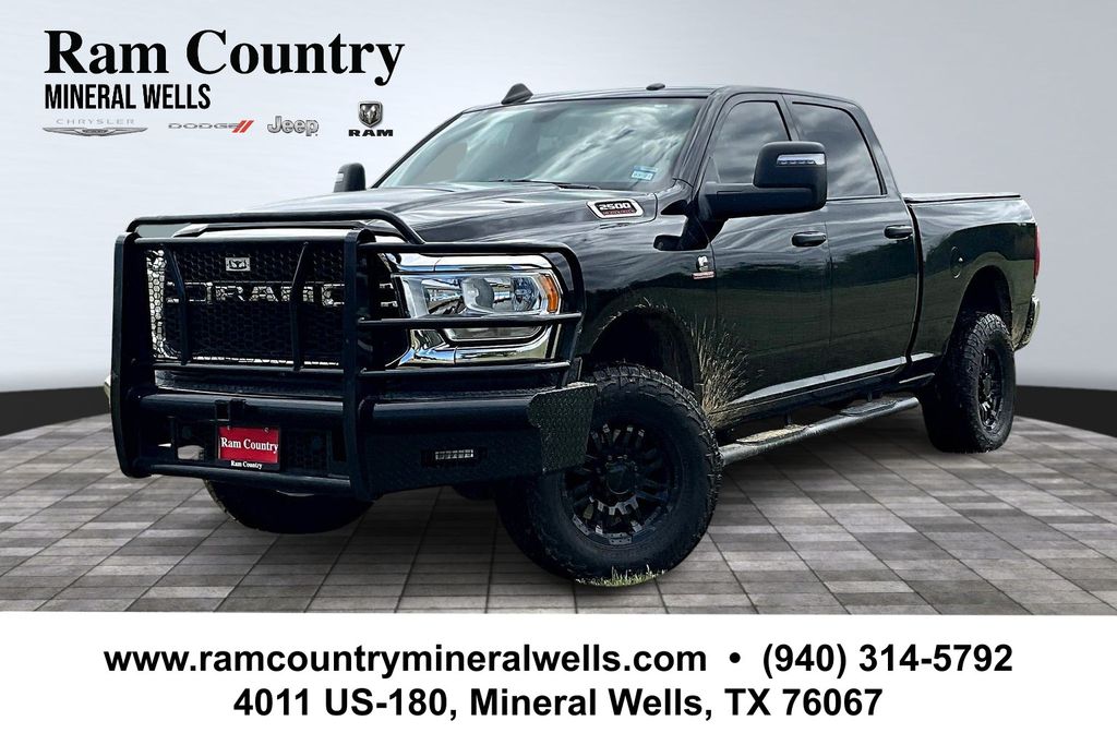 Diamond Black Crystal Pearlcoat 2024 RAM 2500 Tradesman Crew Cab 4WD Pickup Truck Four-Wheel Drive 6-Speed Automatic