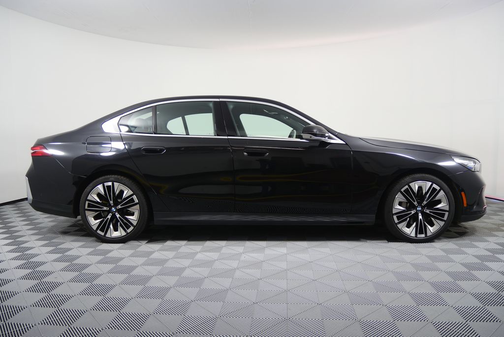 2024 BMW 5 Series 530i 2