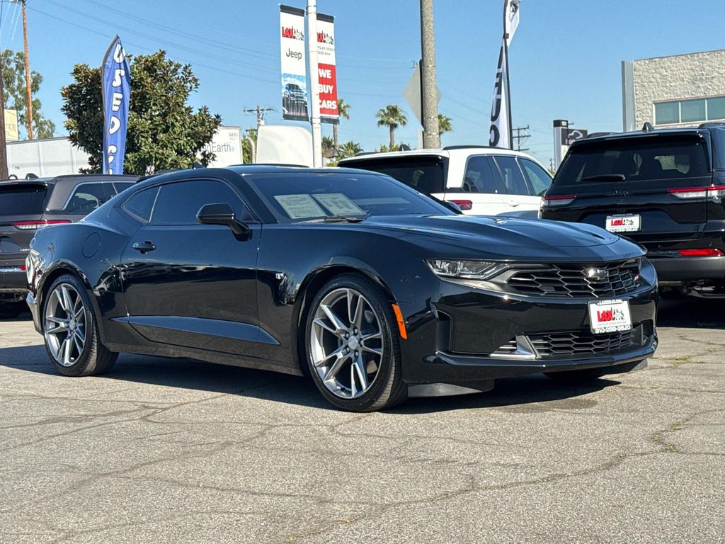 2023 Chevrolet Camaro 1LT Coupe RWD