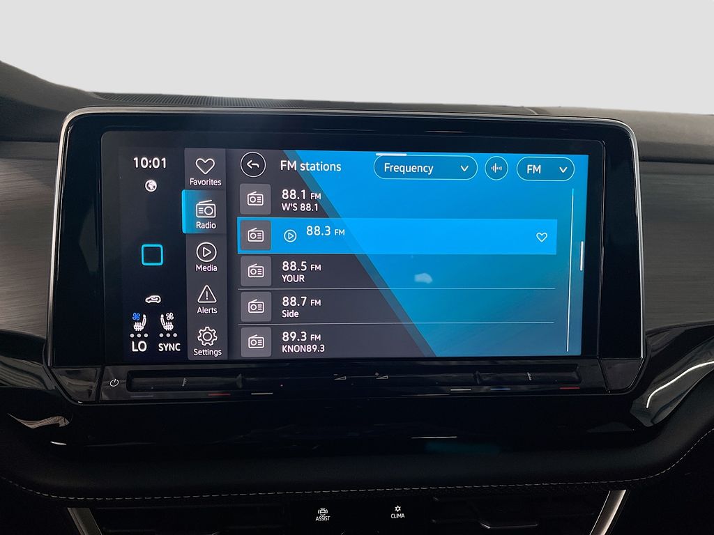 2024 Volkswagen Atlas Cross Sport SE w/Tech - Photo 15