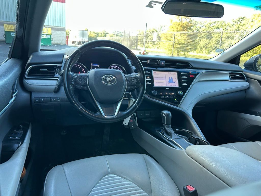 Thumbnail: 2020 Toyota Camry - 12