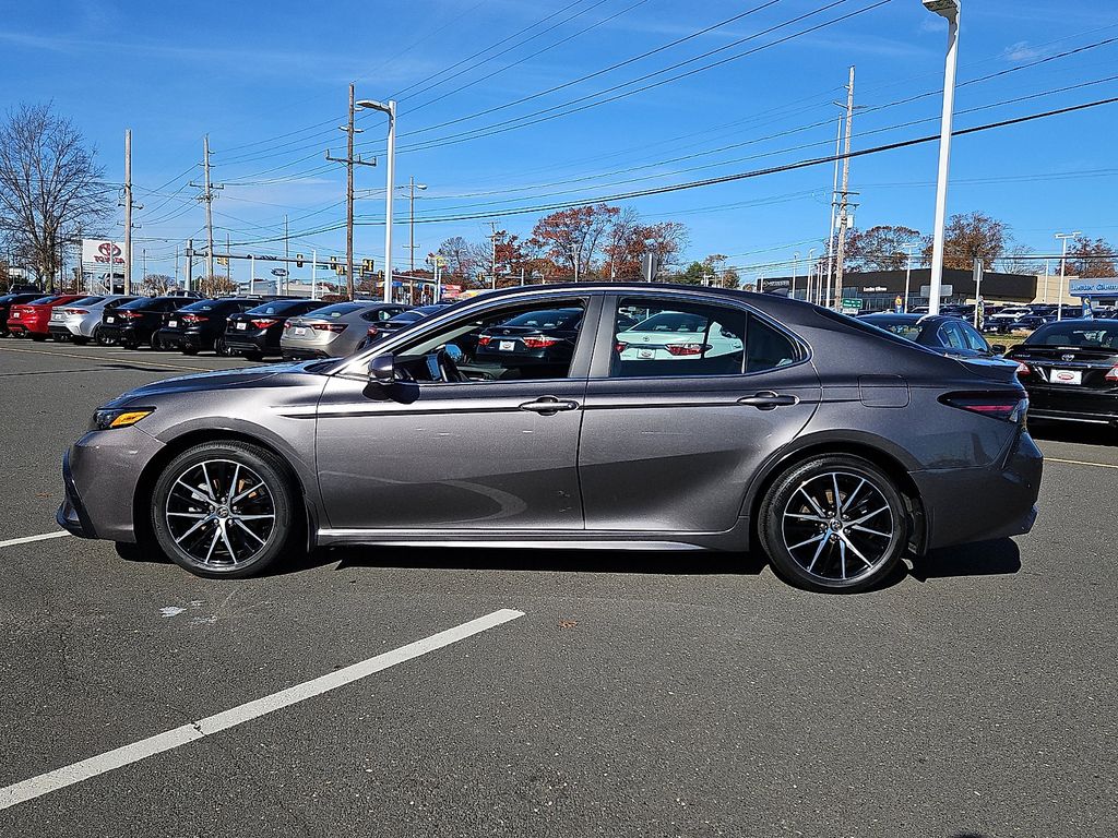 Thumbnail: 2021 Toyota Camry - 8