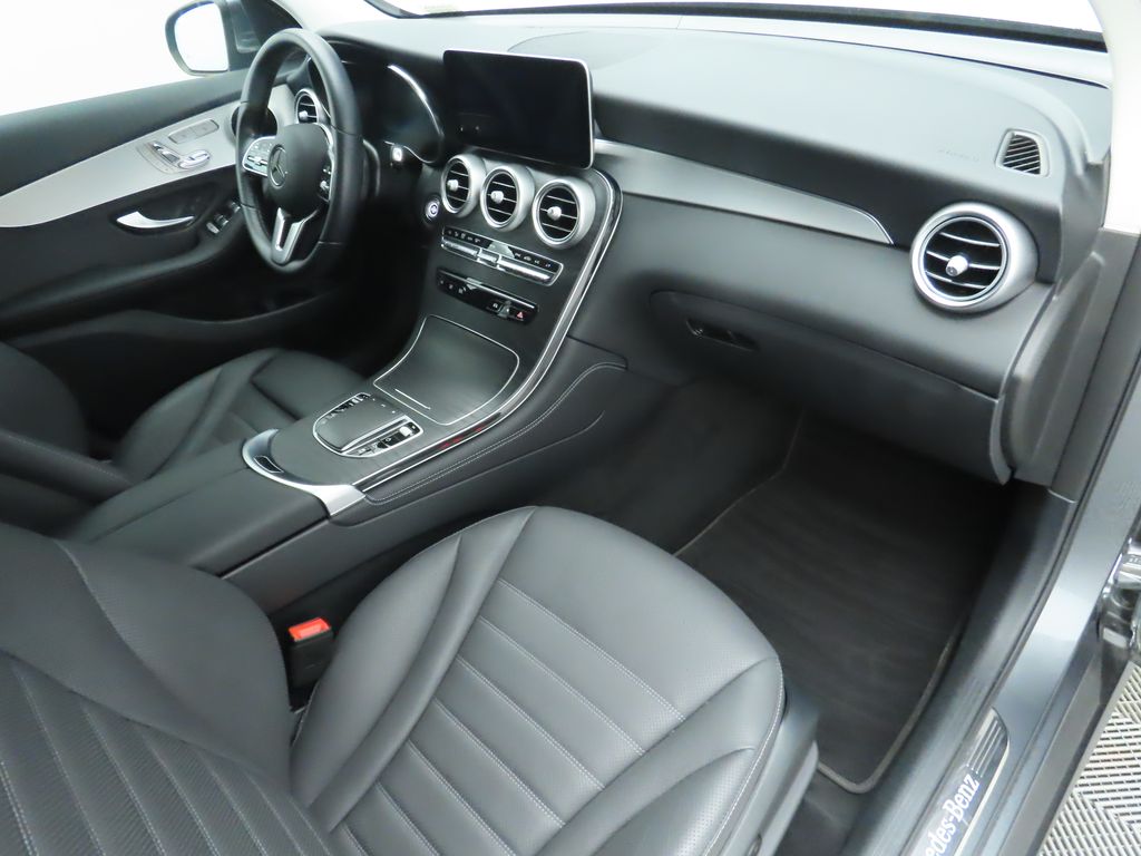 Thumbnail: 2021 Mercedes-Benz GLC - 18
