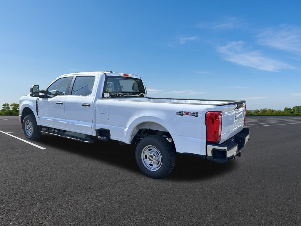 New 2026 Ford Super Duty F-250 Crew Cab 8' Box XL