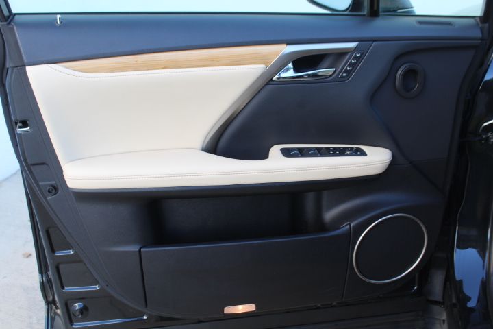 Used Car 2022 Lexus Rx  350l For Sale Under $40,000 In Georgetown, Texas