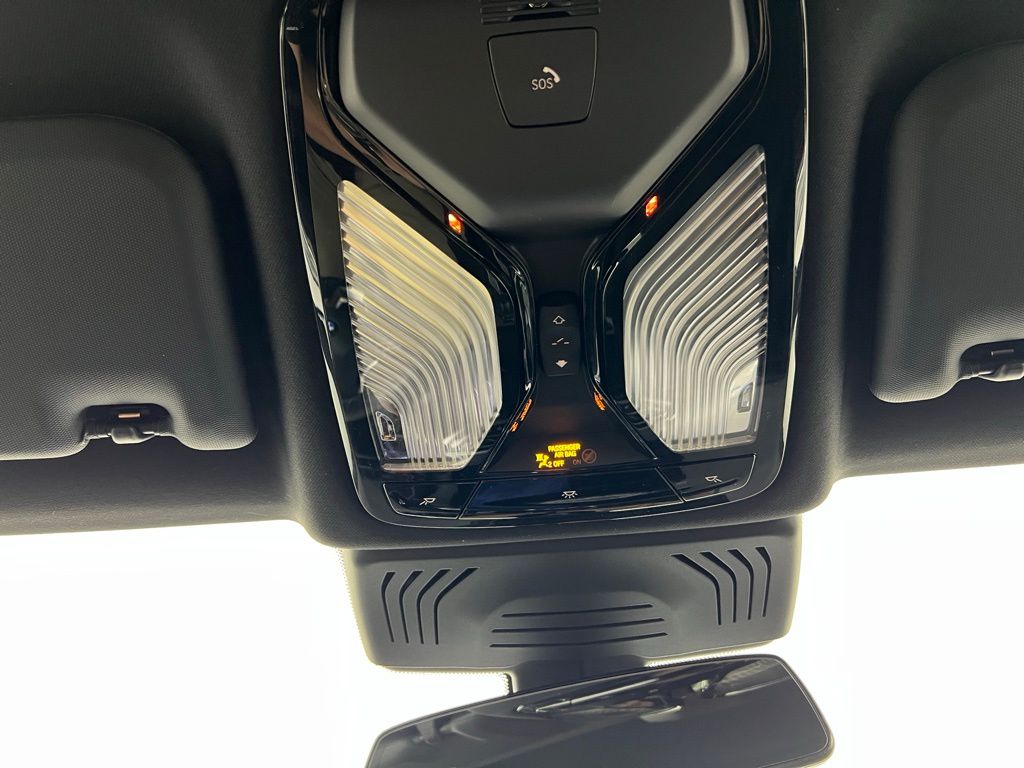 Thumbnail: 2025 BMW X4 - 21