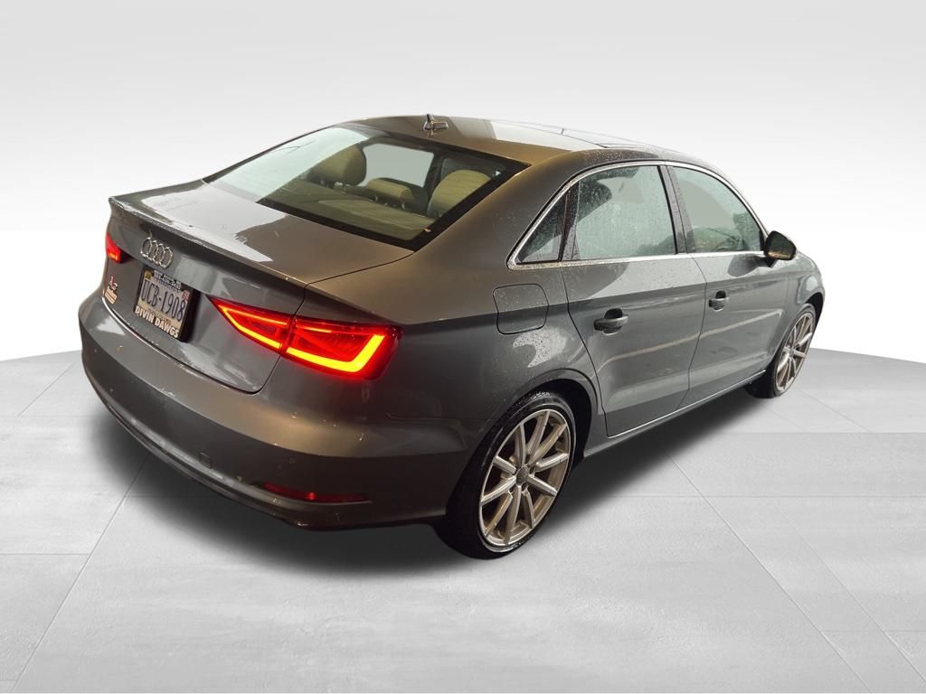 2016 Audi A3 1.8T Premium Plus photo 4