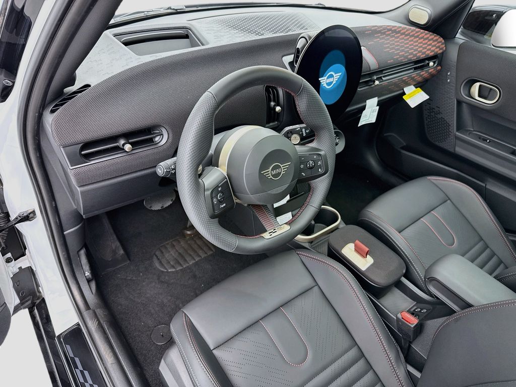 Thumbnail: 2026 MINI Cooper - 9