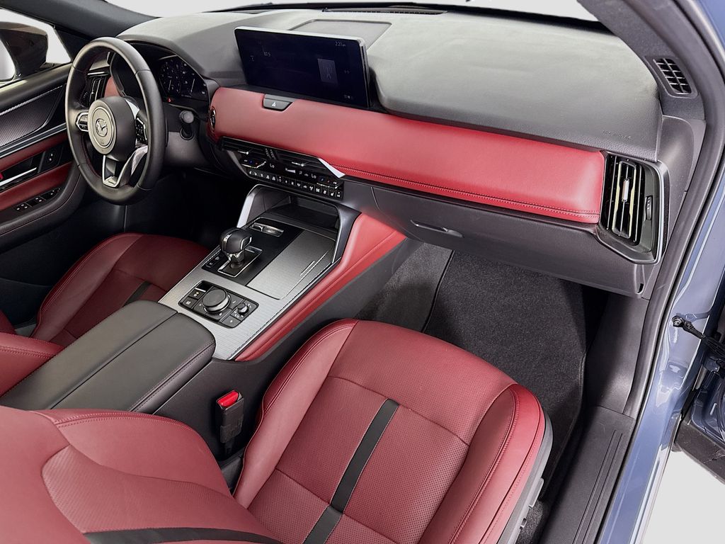 Thumbnail: 2025 Mazda CX-70 - 17