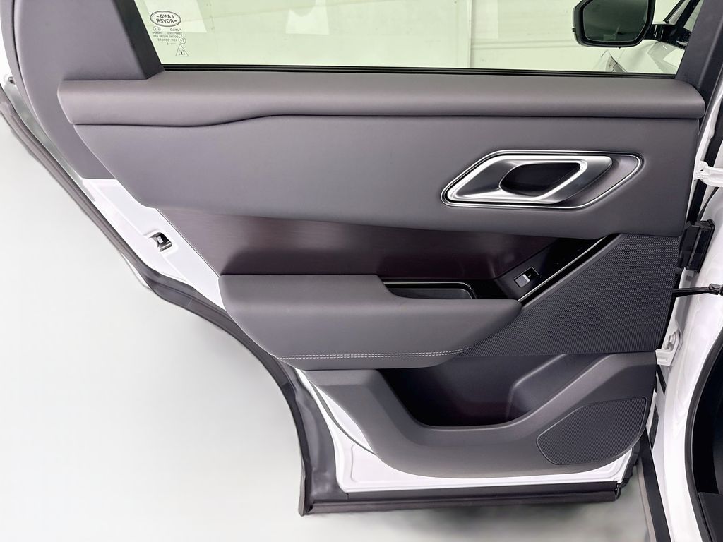 Thumbnail: 2026 Land Rover Range Rover Velar - 26
