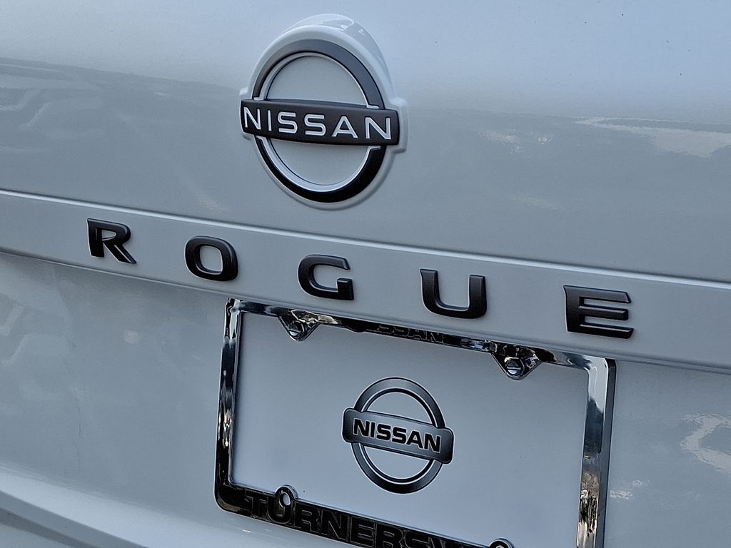Thumbnail: 2026 Nissan Rogue - 11
