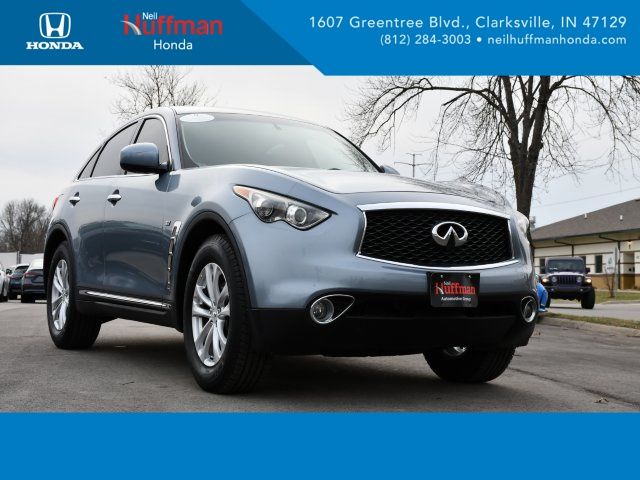 2017 INFINITI QX70 AWD