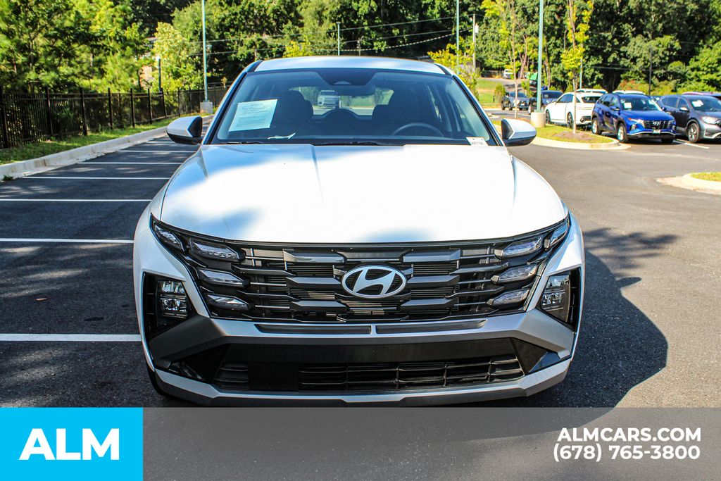 2025 Hyundai Tucson SE photo 9