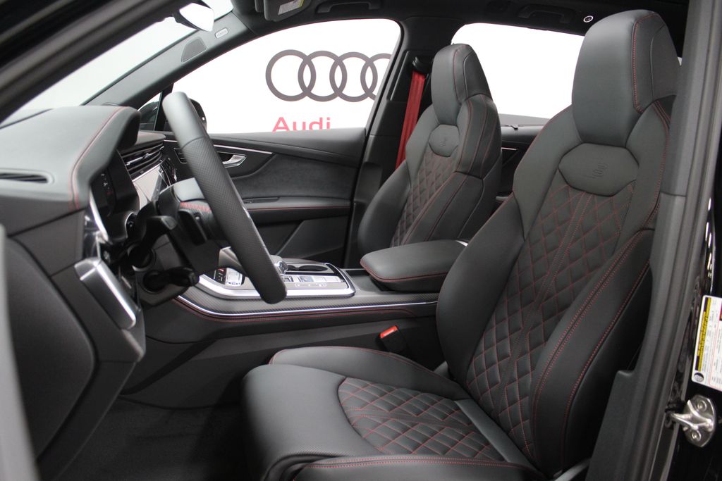 Thumbnail: 2026 Audi Q7 - 12