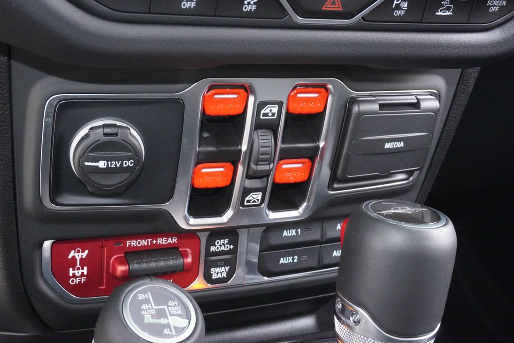 Used Car 2025 Jeep Gladiator  Rubicon For Sale Under $50,000 In Weatherford, Texas
