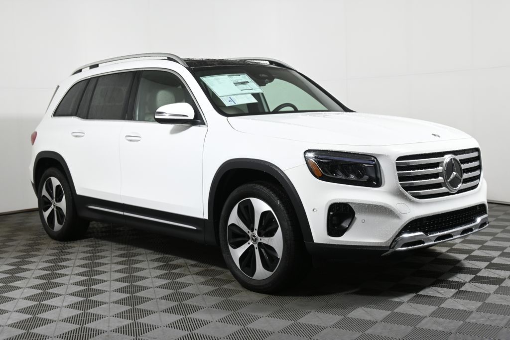 2025 Mercedes-Benz GLB 250 8