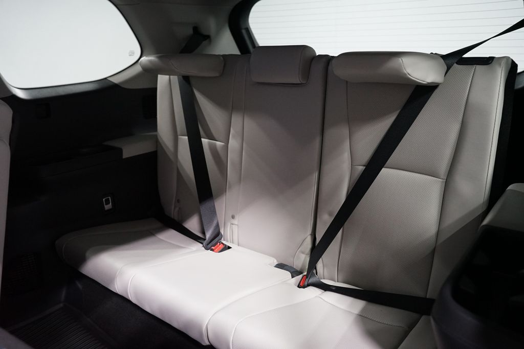 Thumbnail: 2026 Toyota Grand Highlander - 29