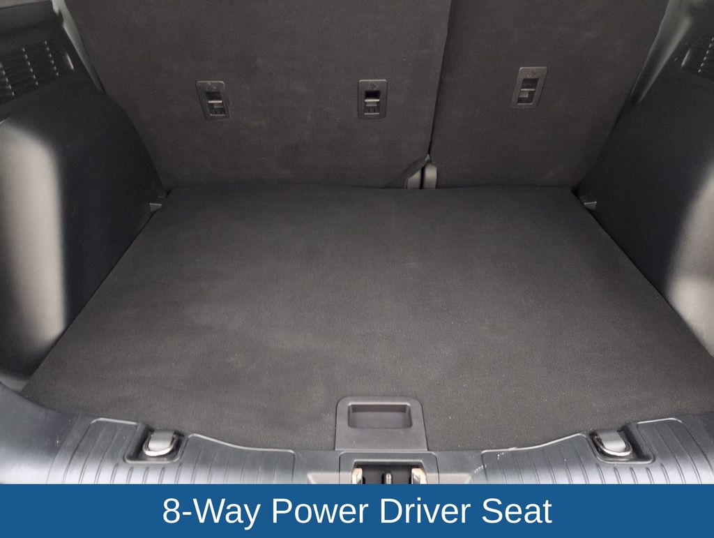 Certified Used 2022 Gray Ford SE image 28