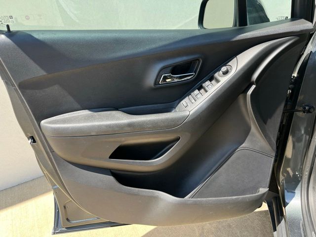 Used Car 2020 Chevrolet Trax  Ls For Sale Under $12,000 In Georgetown, Texas