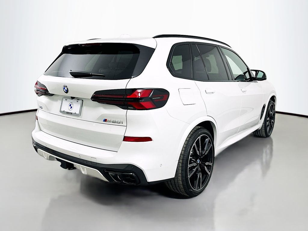 2026 BMW X5 M60i 5