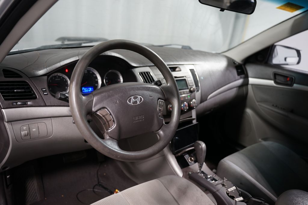 2010 Hyundai Sonata GLS 7