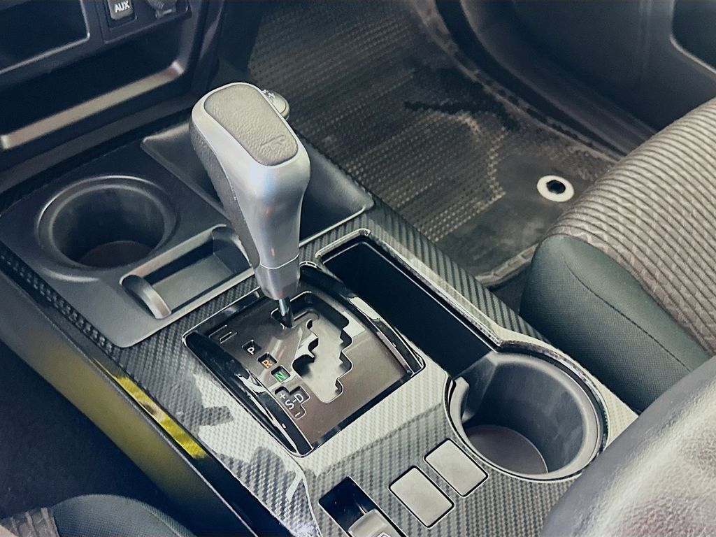 Thumbnail: 2019 Toyota 4Runner - 17