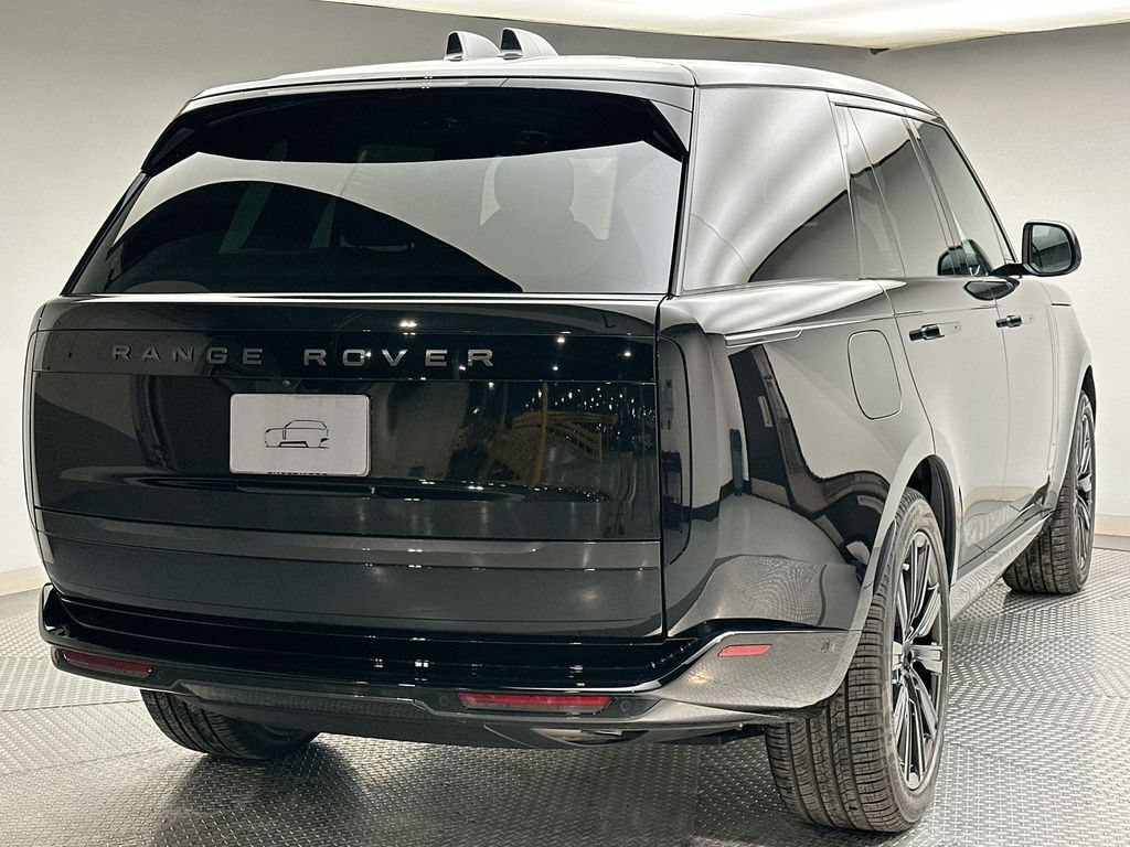 Thumbnail: 2026 Land Rover Range Rover - 11