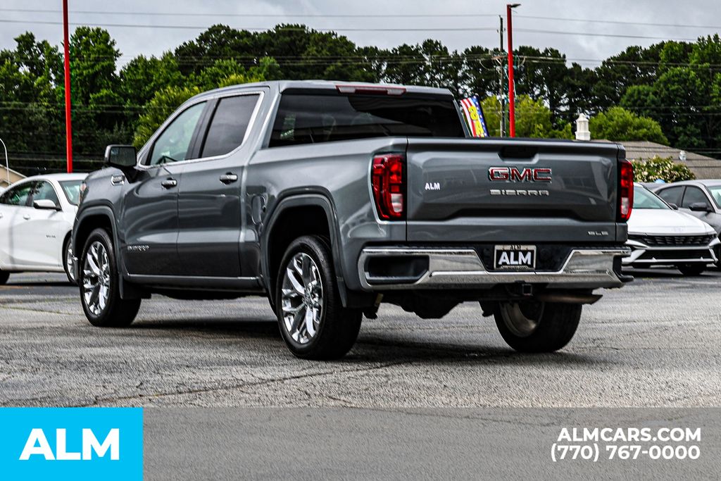 Used 2020 Gray GMC SLE image 7