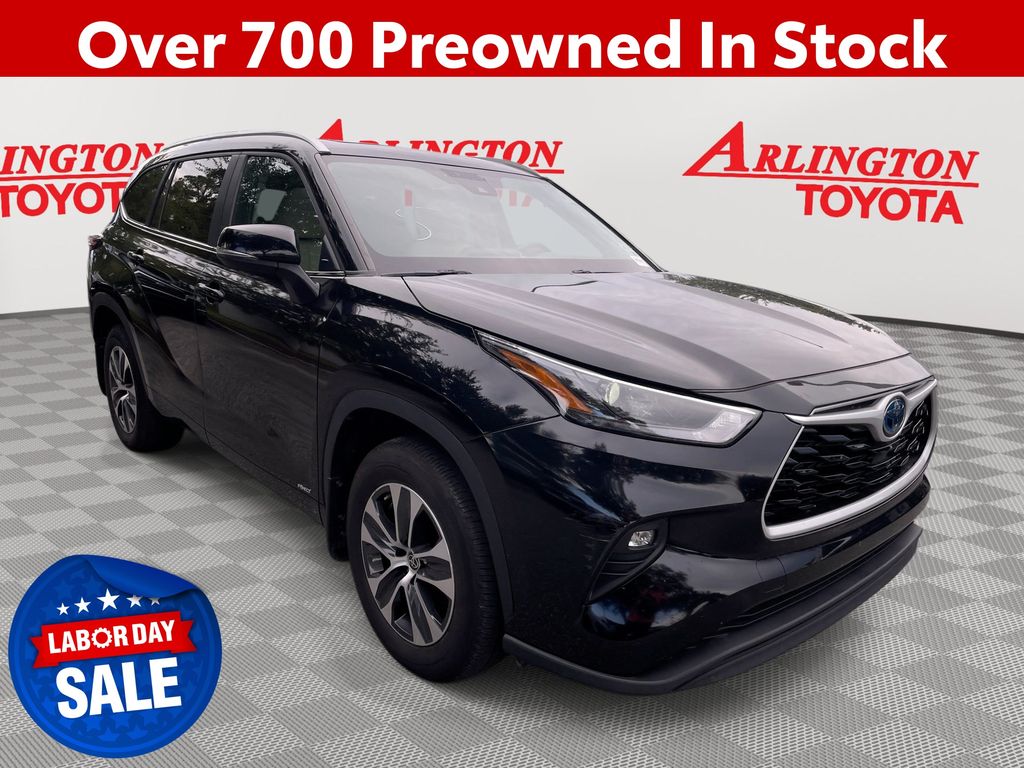 Midnight Black Metallic 2024 Toyota Highlander Hybrid SUV / Crossover All-Wheel Drive Continuously Variable Transmission
