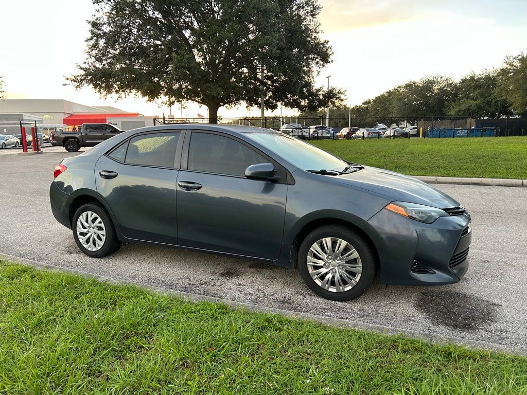 Thumbnail: 2018 Toyota Corolla - 7