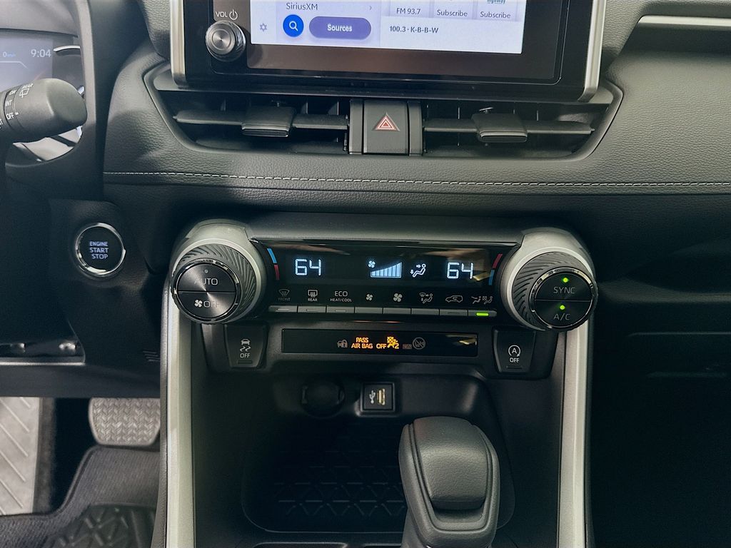 Thumbnail: 2025 Toyota RAV4 - 15