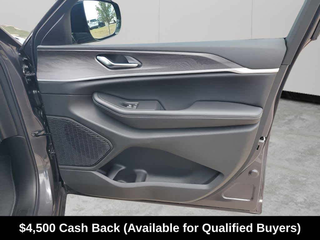 New Car 2025 Jeep Grand Cherokee L  Limited For Sale Under $50,000 In Austin, Texas