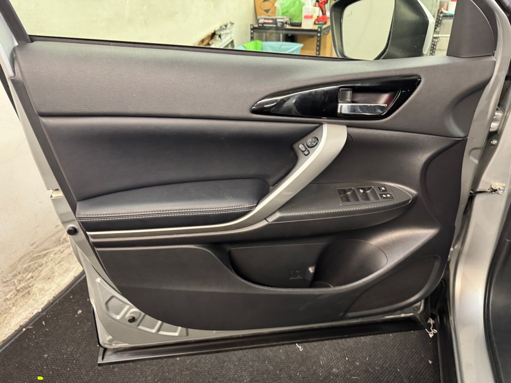 2025 Mitsubishi Eclipse Cross SE