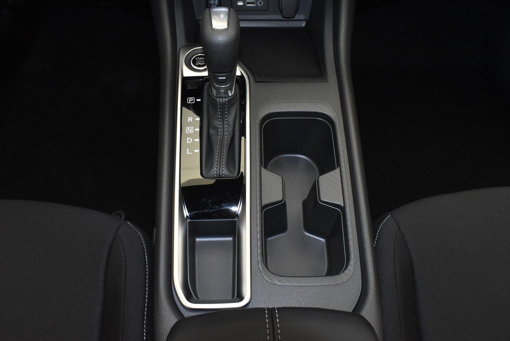 Thumbnail: 2025 Nissan Sentra - 27