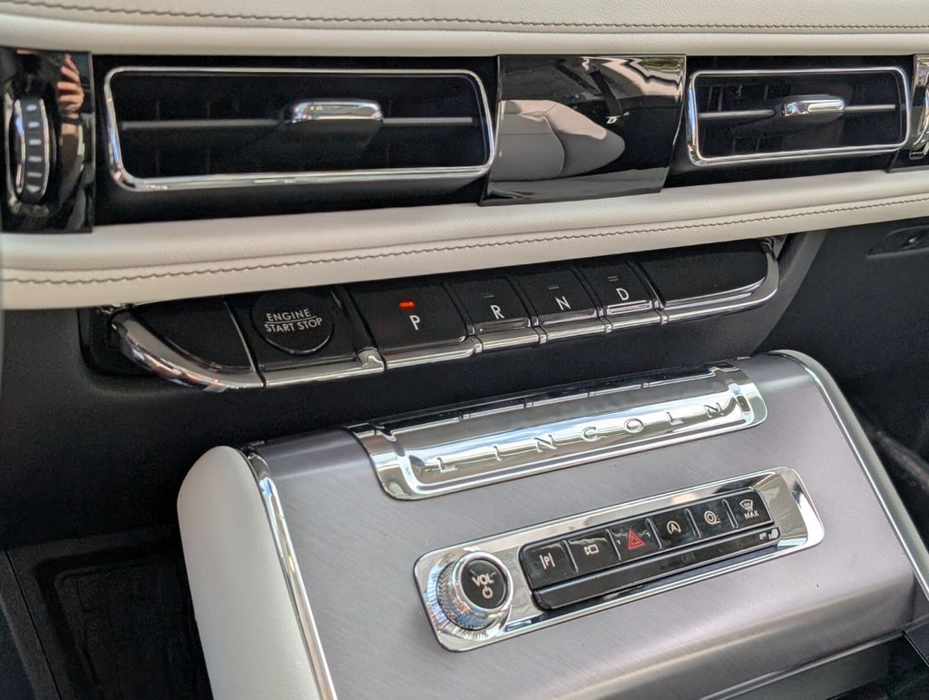 new 2026 Lincoln Aviator car, priced at $63,285