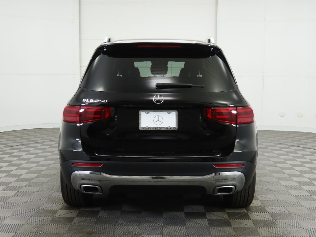 Thumbnail: 2025 Mercedes-Benz GLB - 6