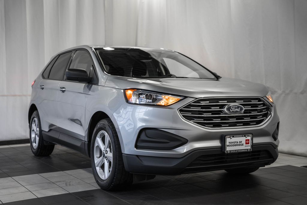 Silver Metallic 2022 Ford Edge SE AWD SUV / Crossover All-Wheel Drive 8-Speed Automatic