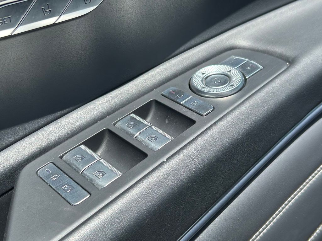 Used 2025 Genesis GV80 SUV
