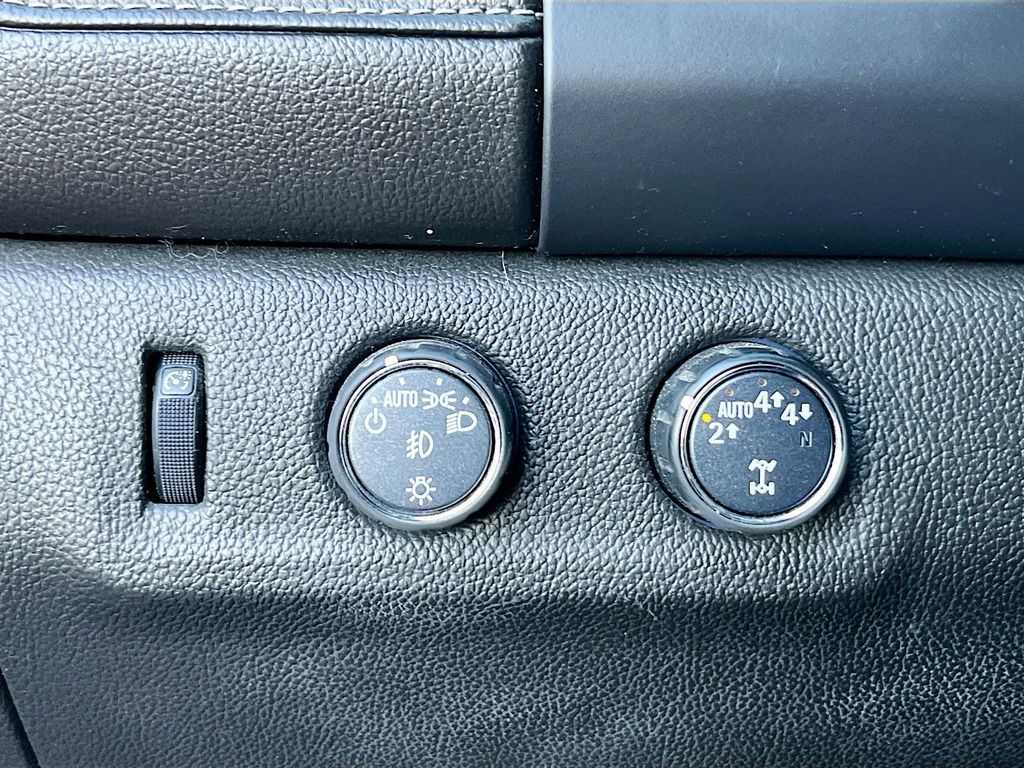 Used 2019 Red GMC Denali image 10