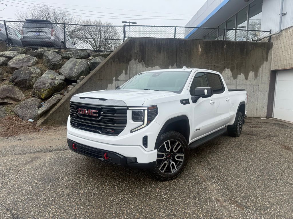 Summit White 2022 GMC Sierra 1500 AT4 Crew Cab 4WD Pickup Truck Four-Wheel Drive Automatic