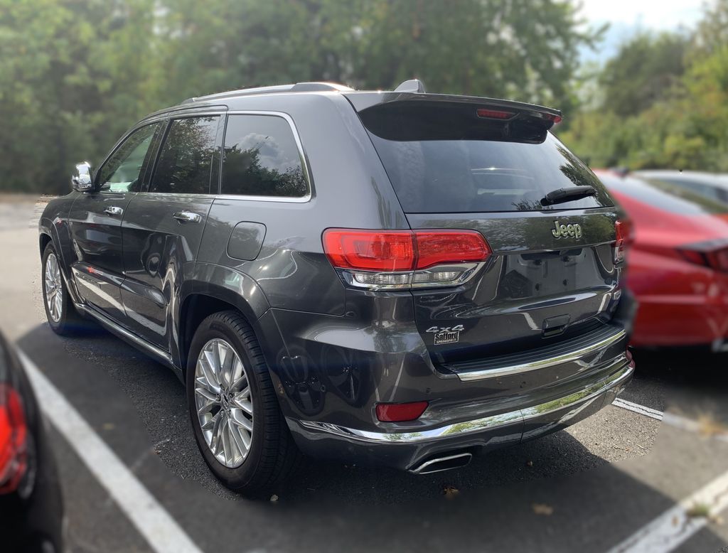 Thumbnail: 2017 Jeep Grand Cherokee - 5