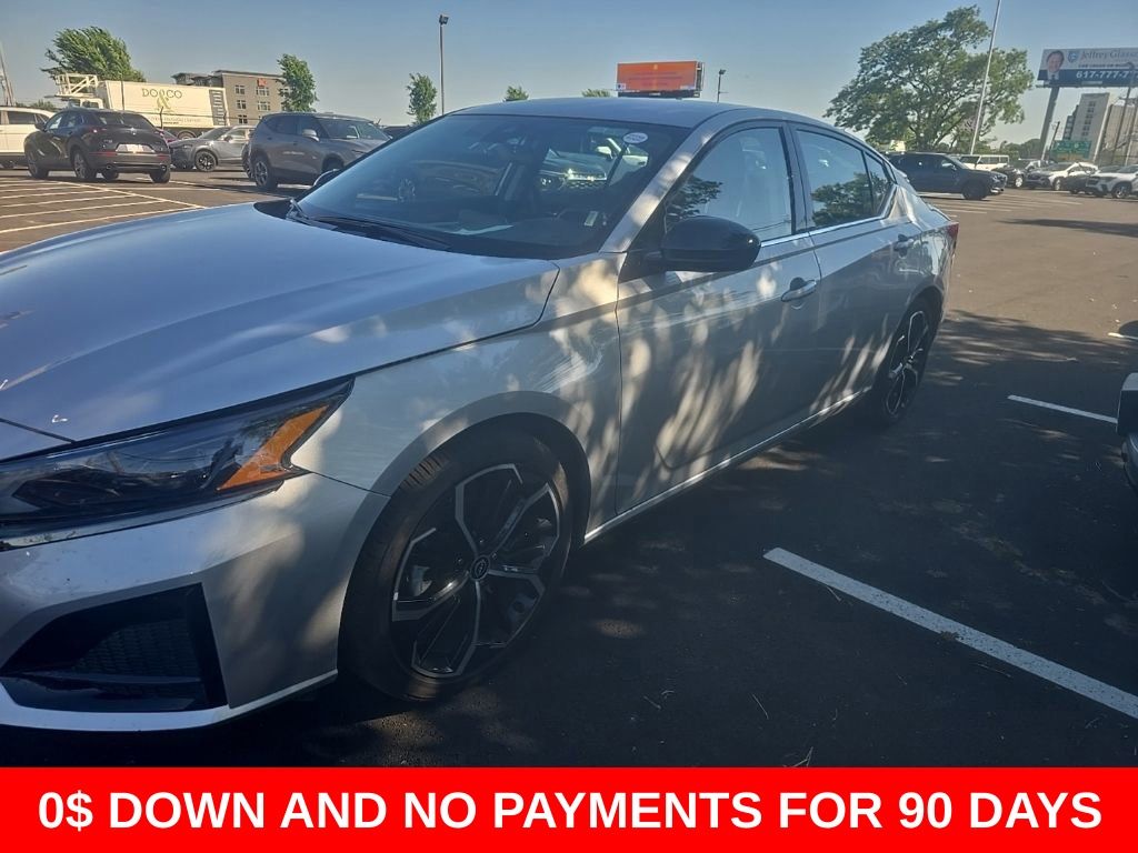 Brilliant Silver Metallic 2025 Nissan Altima 2.5 SR FWD Sedan Front-Wheel Drive Continuously Variable Transmission