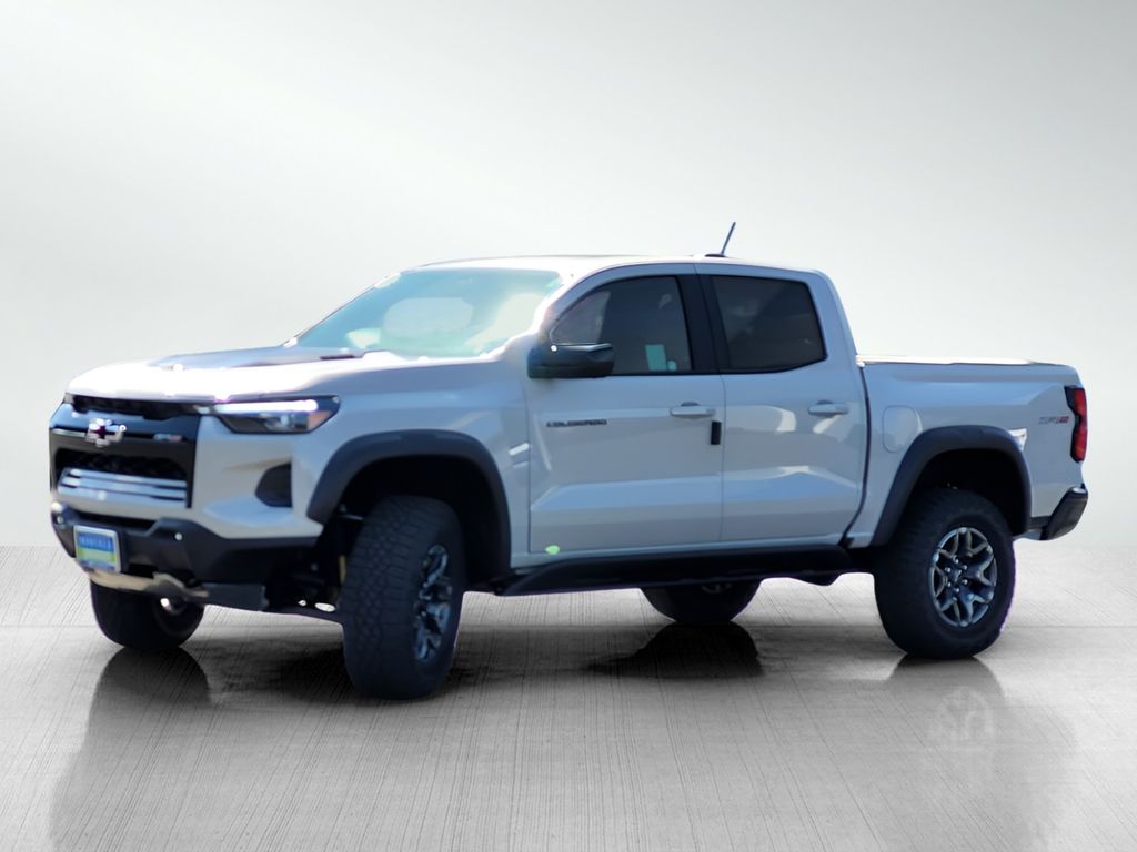 View vehicle photo 4