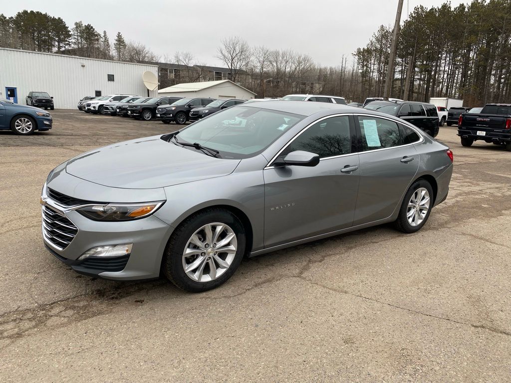 Sterling Gray Metallic 2024 Chevrolet Malibu Sedan Front-Wheel Drive Continuously Variable Transmission