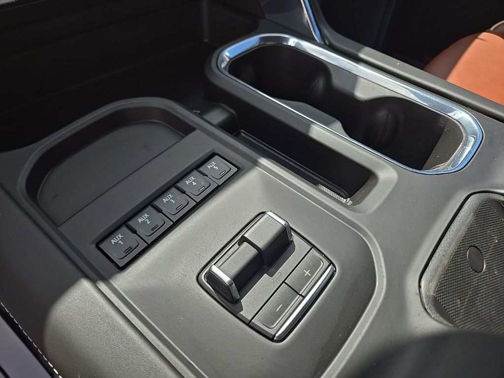 Used 2026 White GMC Denali Ultimate image 41