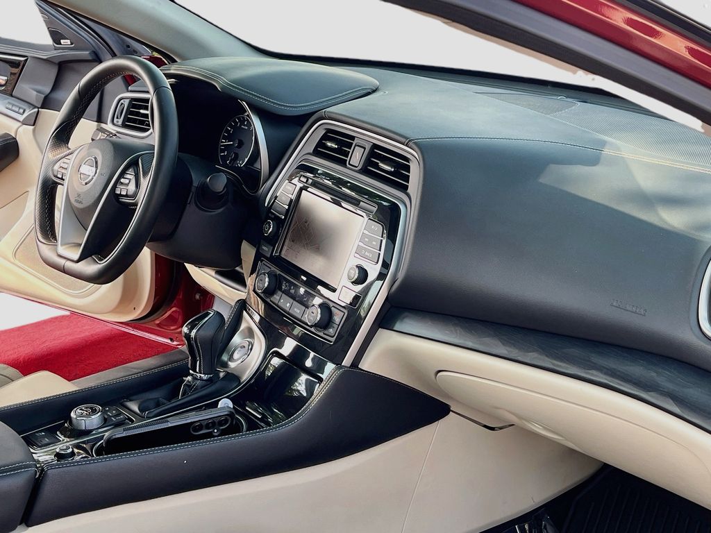Used 2023 Red Nissan Platinum image 30